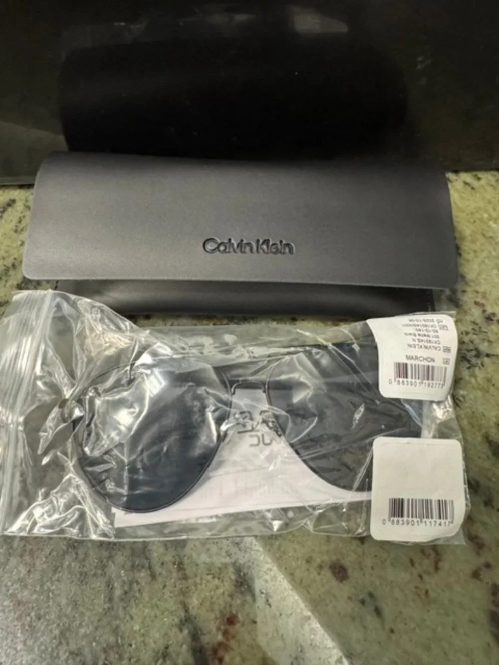Calvin Klein CK19314S Aviator Pilot Sunglasses 16 13 140 Black Metal Gray Lens